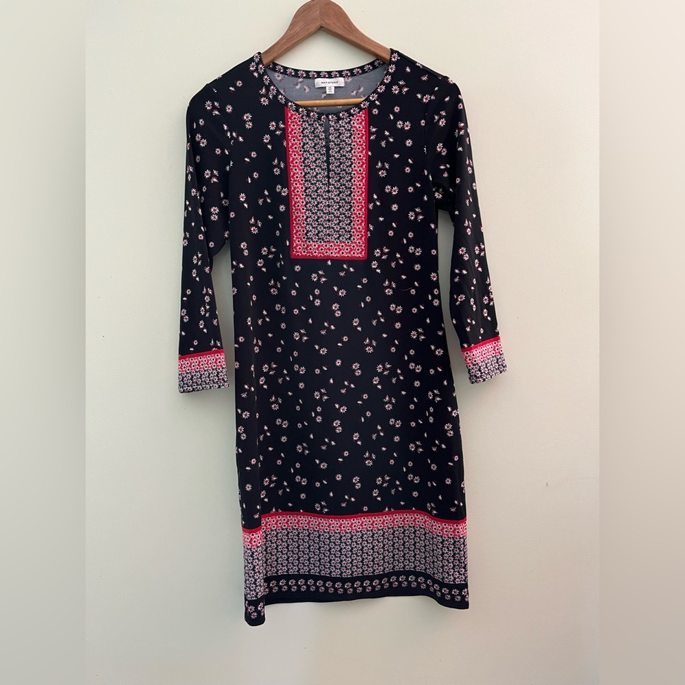 Max Studio Black and Pink Floral Blouse - Picture 3 of 7